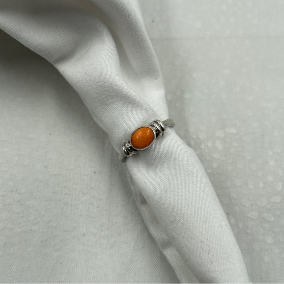 Spiny Oyster Orange Gem Silver Ring - Picture 3 of 5